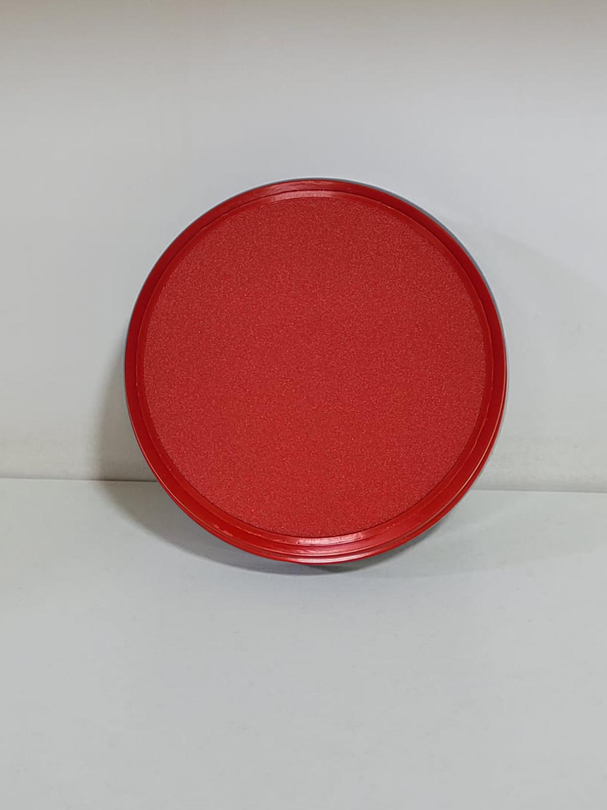 B112 red closure